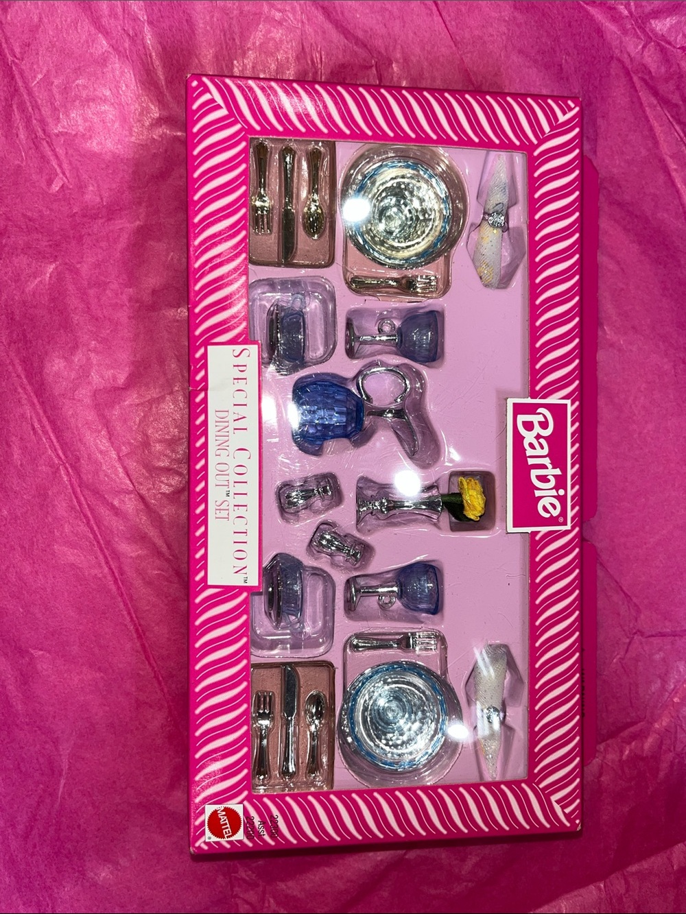 1998 Barbie Special Collection Dining Out Set - Blue, Silver and Gold - NRFB - Picture 9 of 9